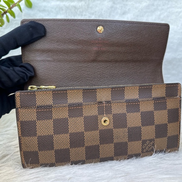 Discount Sale!!! 🌺🌺🌺Louis Vuitton Sarah Damier Long Wallet - Picture 3 of 16